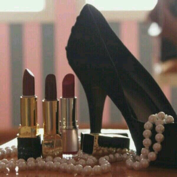 ‏مطنوخخه و أحب المطنّخخ من النآس ،
و أعز إبن عمي .. و أنومس عشيري ‏♥بنت الغلبااء♥الخاص ممنوع.