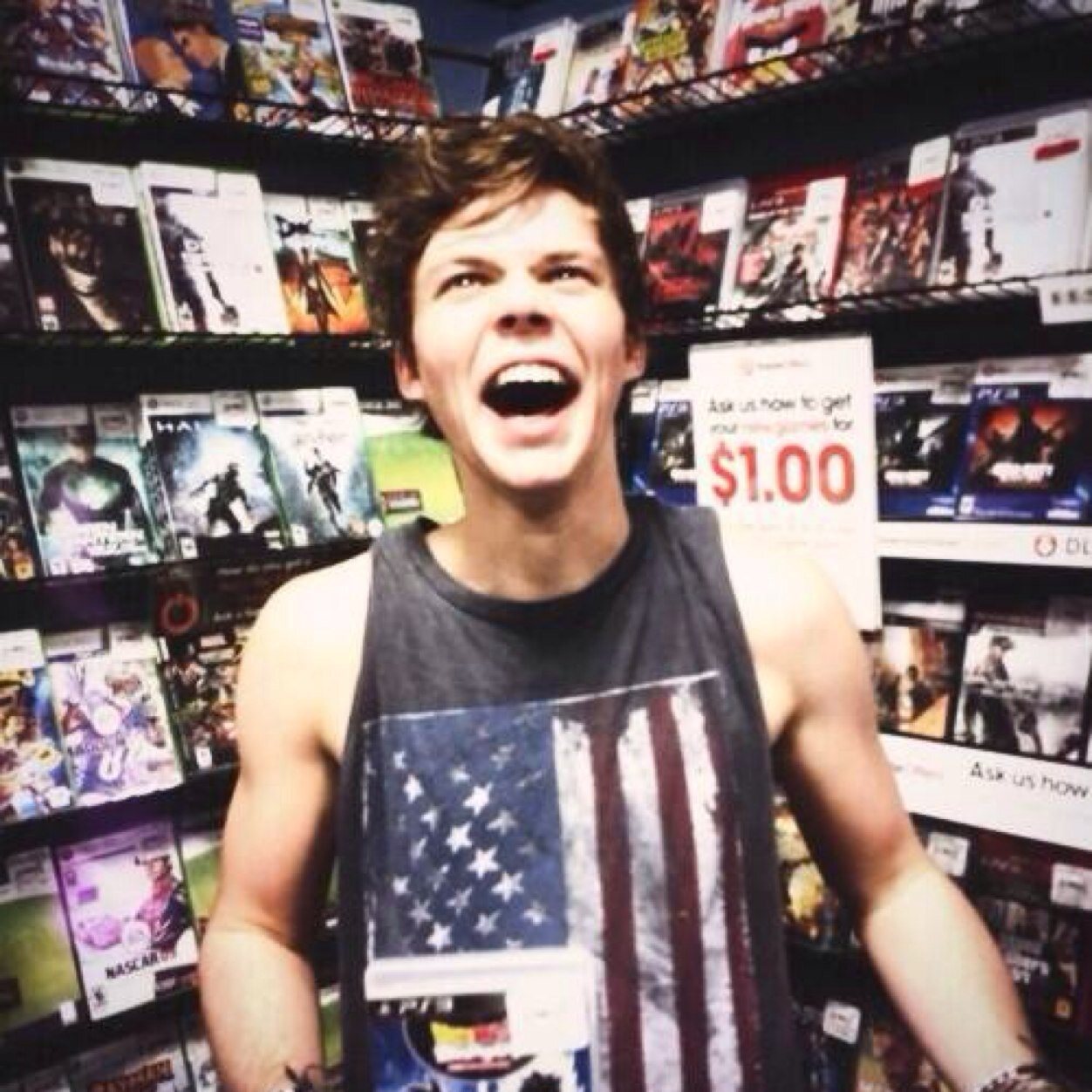 Follow my main account @CreepingAshton on twitter! I follow back if you ask! Happy valenties day! it would make my day if you followed me on my main :)