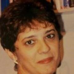 Professora e tradutora de Espanhol/Português.