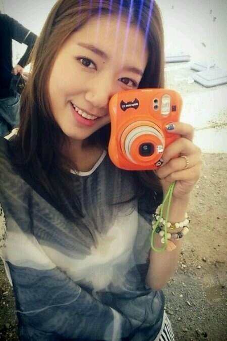 Unofficial twitter of Park Shin Hye^^ Artist,Model,and Singer~ [92L]