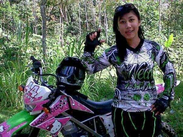 Erry/ Sma Kristen 1 Salatiga (SMUQ)/ 28 maret 1995/ Single