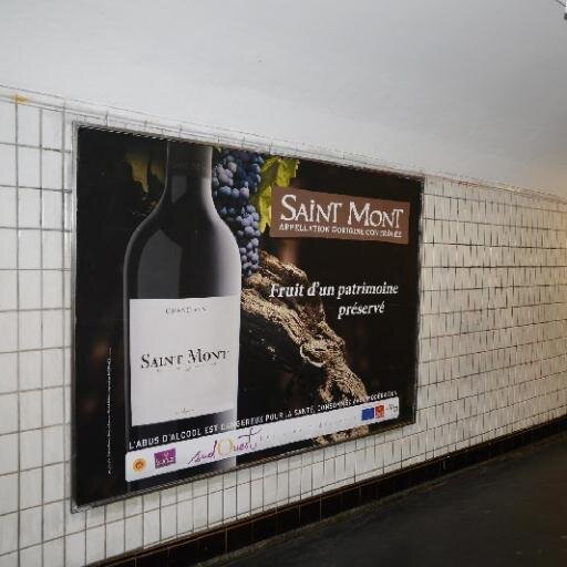 Nichée au coeur du sud ouest préservé, dans les coteaux du Piémont nord Pyrénéen, l'appellation Saint Mont cultive son authenticité et sa générosité.