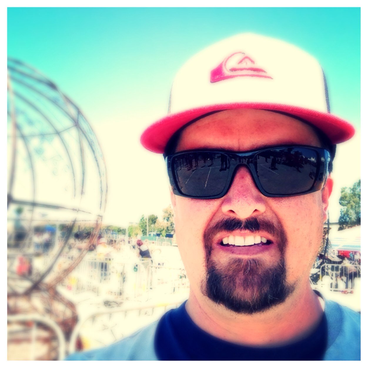 Husband, Father, Friend, Learner, Educator, Risk Taker, Author, Speaker, A Little Punk Rock, Mystery Skyper. '14 OC TOY & CA TOY Finalist @TASFair & @BedleyBros