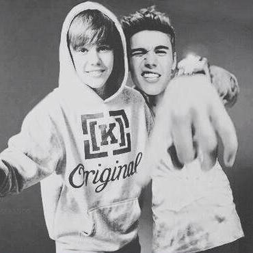 Kidrauhl~ Follow @classic_bieber