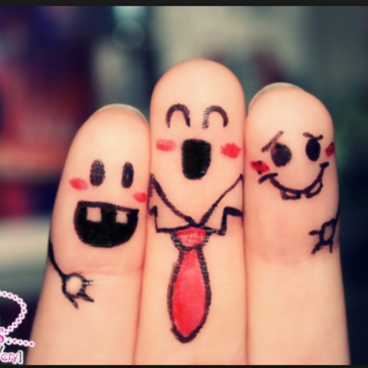 Im here to talk to people, just chatting or to offer advice, you are not alone i promise.