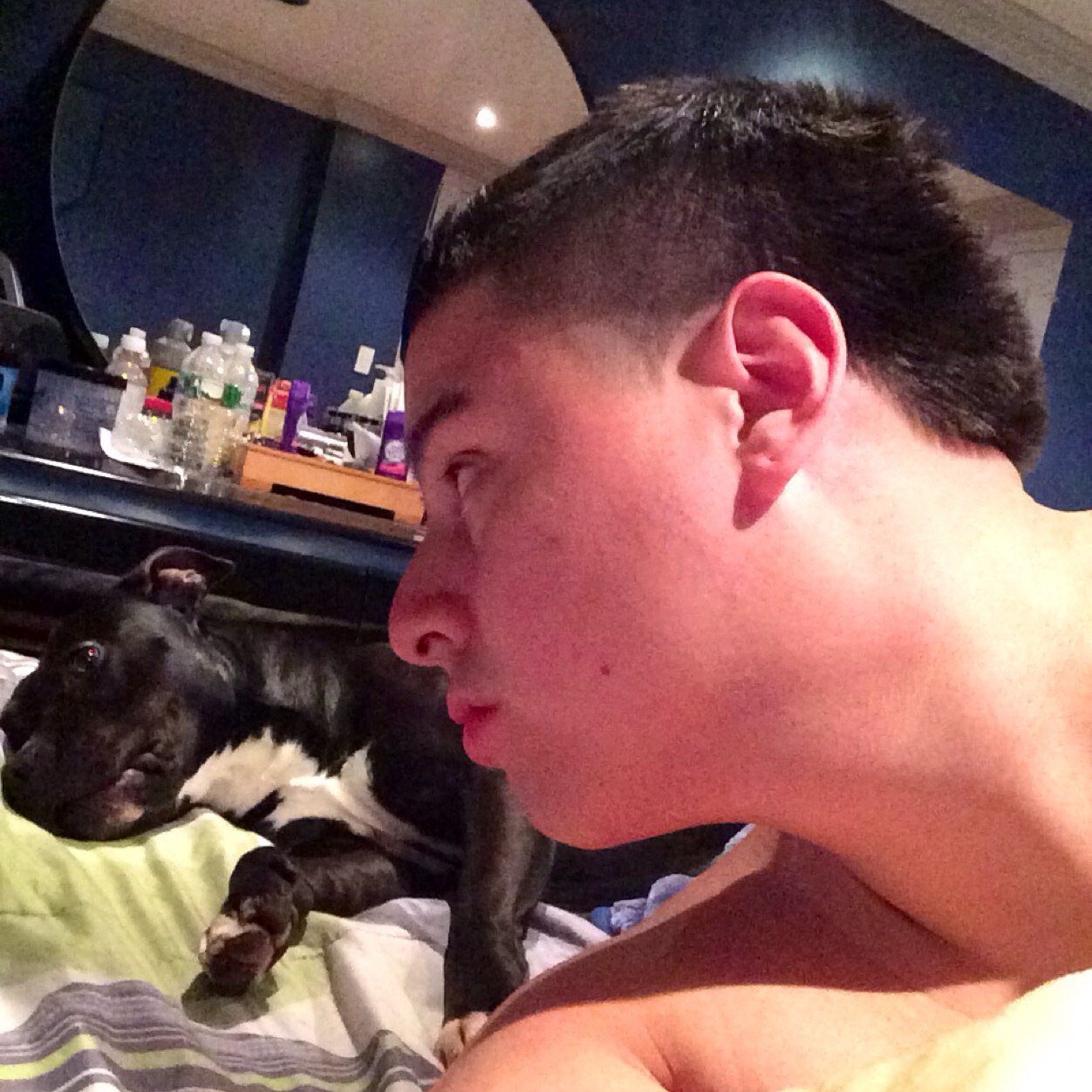 cashmanuel's profile picture. Committed to excellence