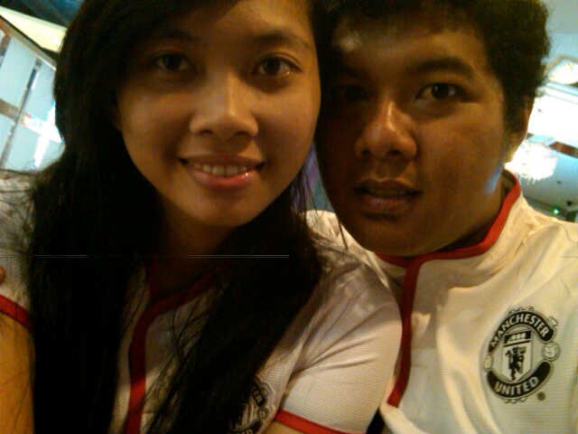 kawaiivie's profile picture. hadapi masalah dengan senyuman