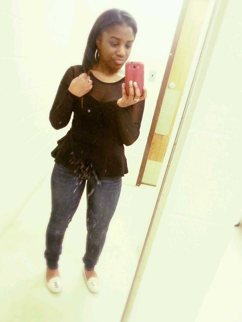 Live life to the FULLEST; Single; Follow Me & I'll Follow you back  SENIOR ; No worries :))