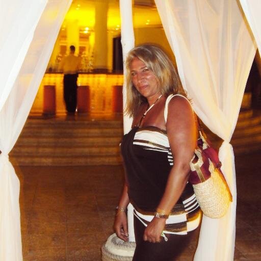 yaremiscarmona's profile picture. 