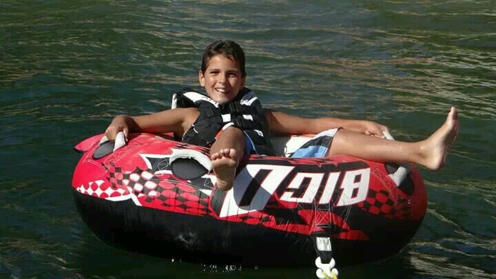 pedrofavalas's profile picture. 