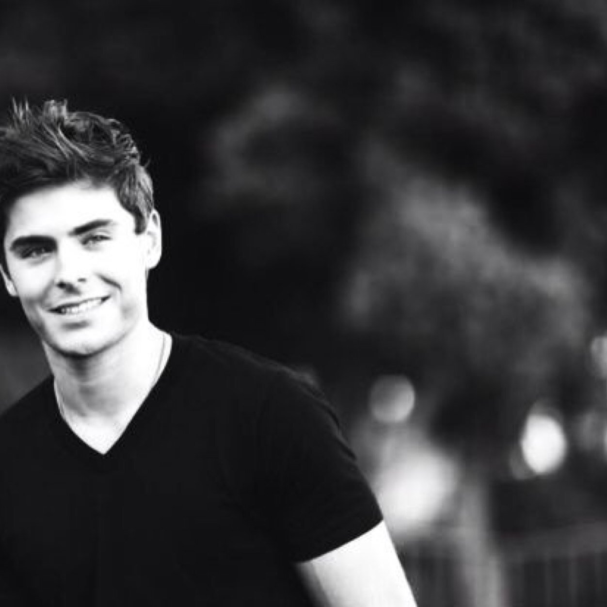 Zac Efron•26 years•single•bisex.