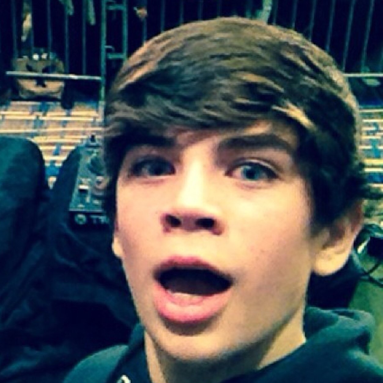 Vine: Hayes Grier • Instagram: hayes_instagram • East Coast • Buisness Inquiries: hayes@magcontour.com