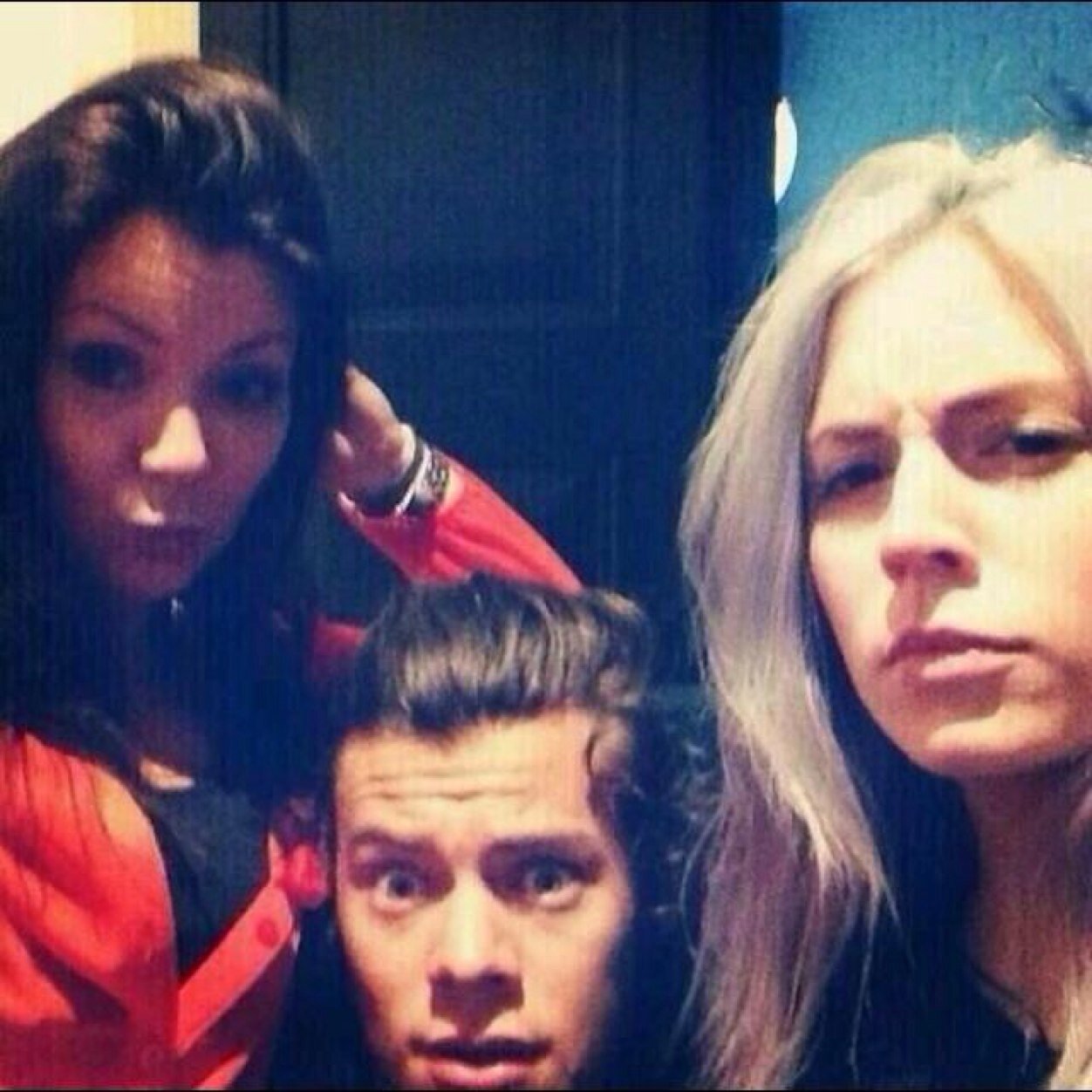 Follow @sassafraszouis please xx
