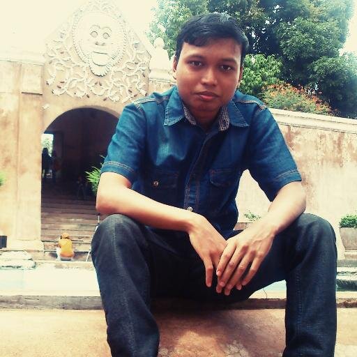 Lecturer at Universitas Negeri Yogyakarta
Focused on LLM & Deep Learning Research