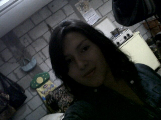 Admito q ya estoy Grandecita , Pero me siguen encantando las Cosas de niñas! ;p sigueme si! Y te Seguiré..!!