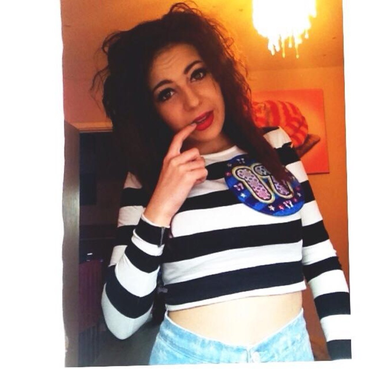 iMbrunette__'s profile picture. 'Smile it annoys those who want too destroy you' •if you are reading this tweet me saying 'chicken' //instgrams:@laylaylay__ 
   Cambrigeshire