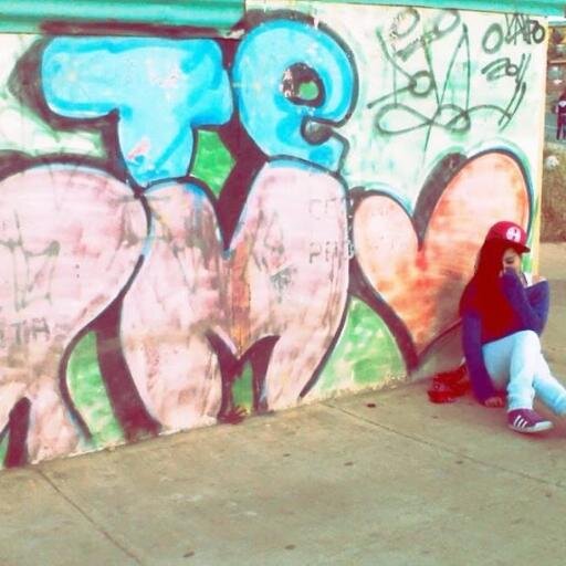 ☮ Hello Im a girl of 14 years old Mis idolos son @onedirection @MattHunter123 @AustinMahone @JustinBieber .En Busca de Cumplir mis Sueños, Peace ☯