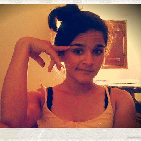 No necesito de 160 caracteres para describirme soy como soy y asi seguire siendo. No, no soy una diosa.. pero si me ves, ya sabes que tienes que hacer.