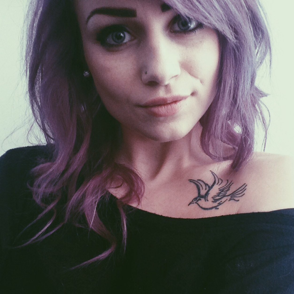 charnelleolivia's profile picture. 22, Haırstylıst, Misanthropist