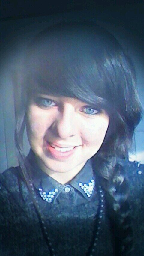 xNeverTooLate_ Profile Picture