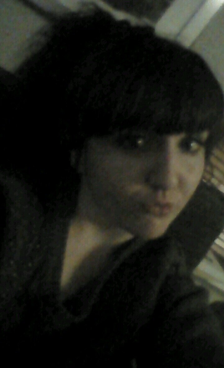 Just your average messed up girl