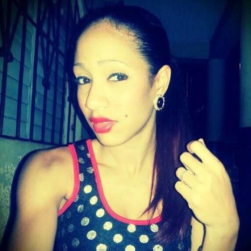 *-*Estudiante de Adm. de empresa,Alegre,divertida y sincera*-*....♥ ///Amo todo lo que hago///♥
