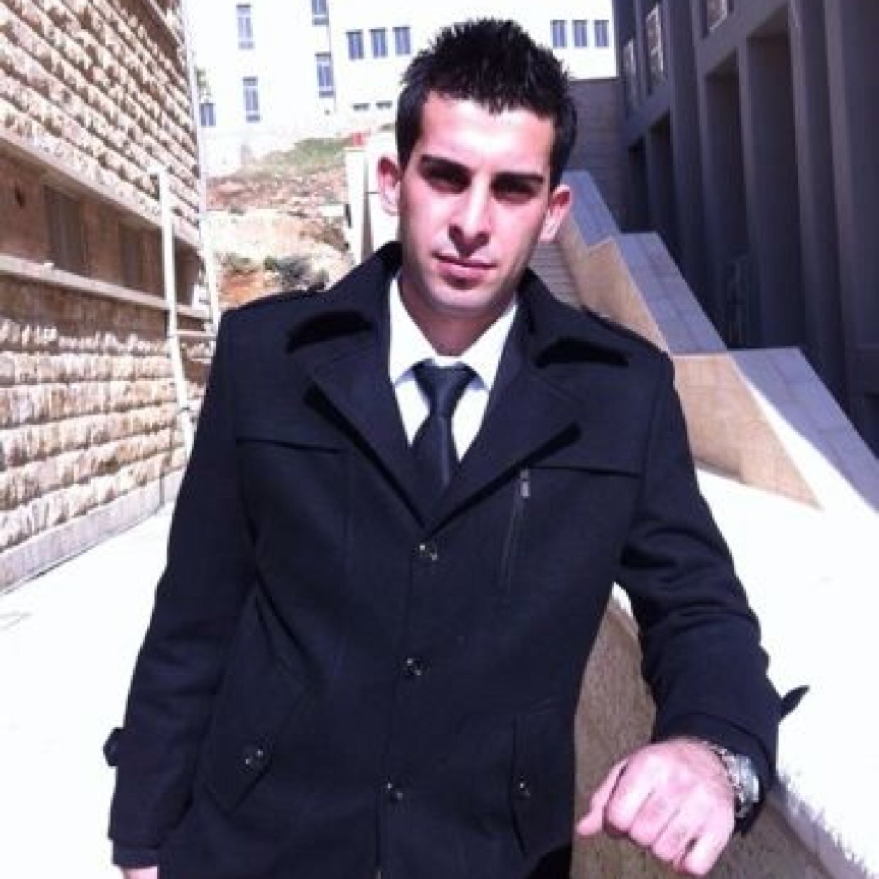 MusJoy's profile picture. يا من تعذبني بصمت حديثها وتذوبني خجلا كلاما مرت من امامي ......