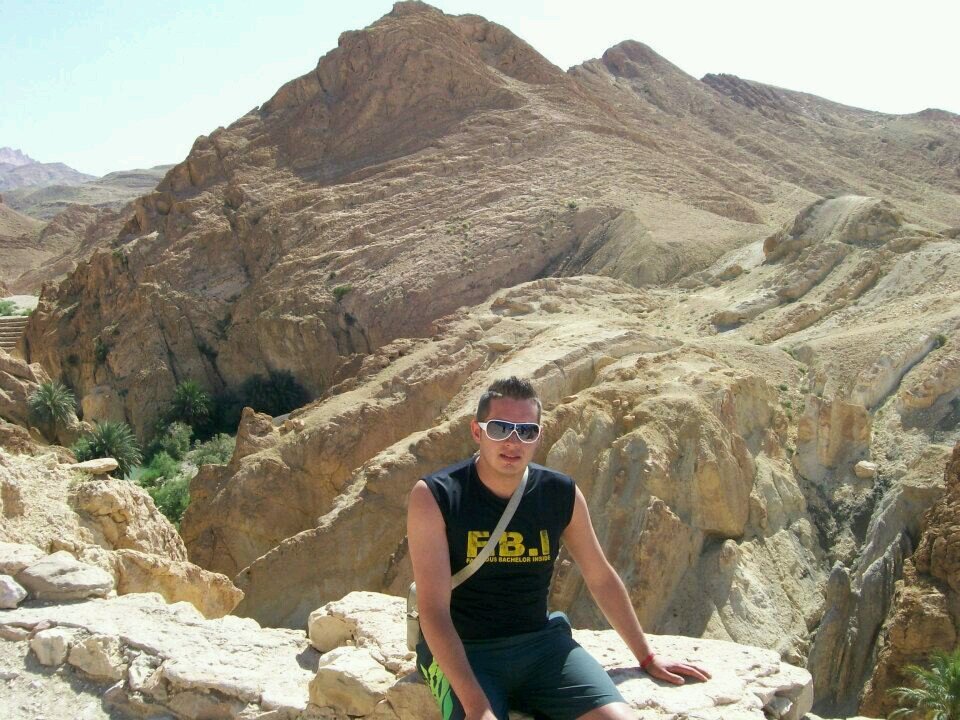 greglama18's profile picture. 