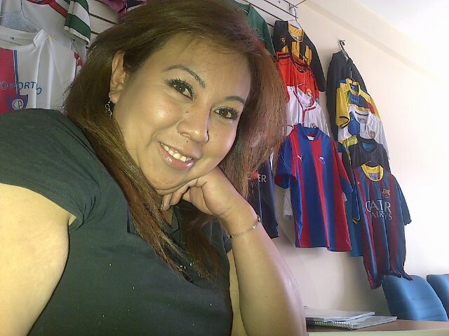 Feliz con los logros conseguidos y mas feliz x tener al amor mas lindo del mundo