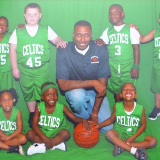 mmcnish3's profile picture. IM 8 YEARS OLD IM RICH