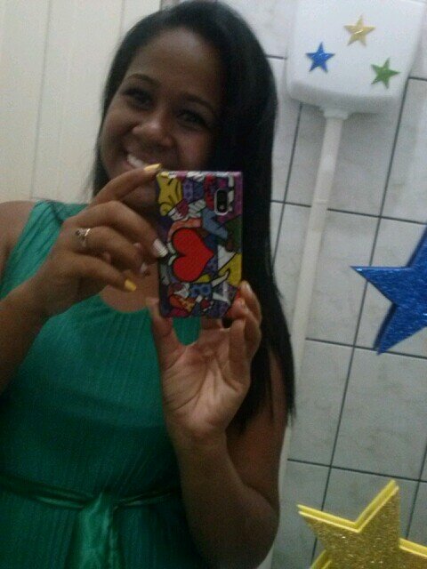 Poliana_diz's profile picture. Amo a Deus sobre todas as coisas! Ele é a razão do meu cantar, do meu viver! Curto musica,filme, passear e melhor se isso tudo for acompanhada com meus amigos=D