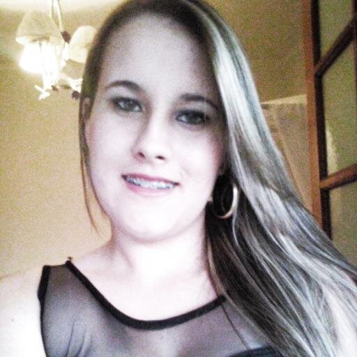 É preciso amar as pessoas
Como se não houvesse amanhã ♫