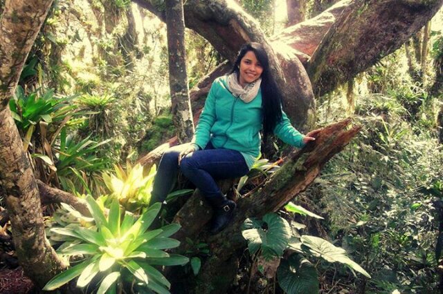 Mujer de Fe, MAMÁ, Soñadora, sonriente, apasionada y amante de la vida. 
 Odontóloga UdeA☺