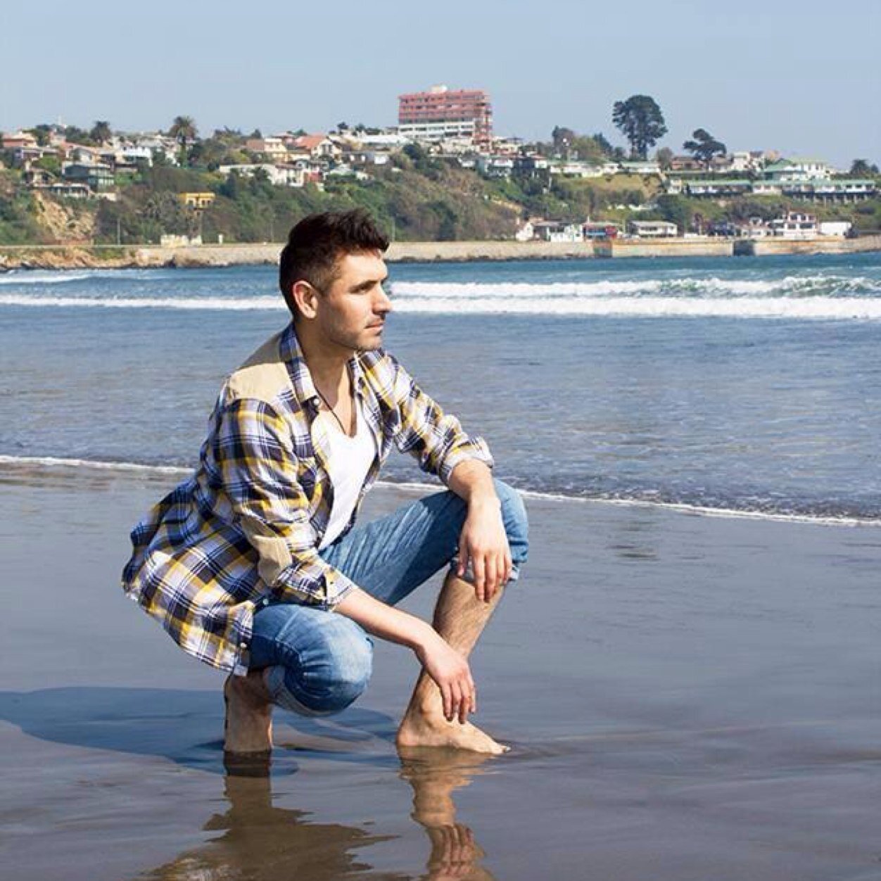 rhnan's profile picture. When the storm breaks, each man acts in accordance with his own nature, some are dumb with terror,some flee, some hide and some spread their wings like...