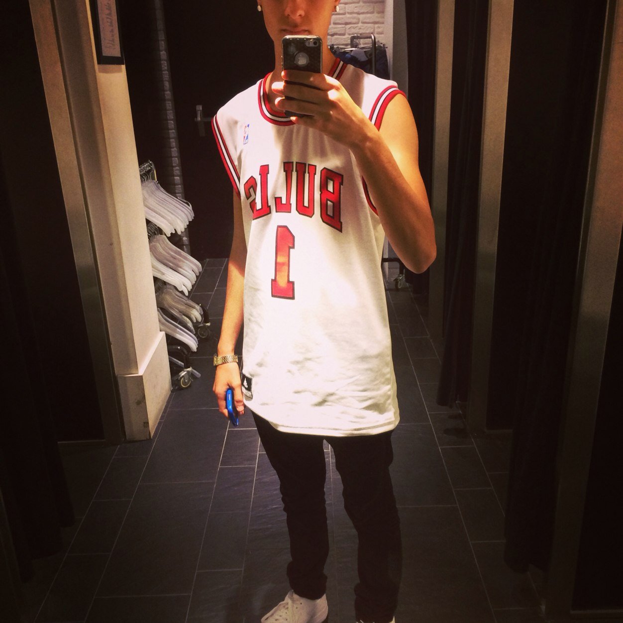 Flowfactory__'s profile picture. 'Fuerza ante todo' gym 'Trabaja duro y deja que el progreso haga su propio ruido' Jugador de fútbol Tenerife. I.E.S Cabrera Pinto. Instagram: eradrimen.