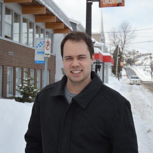 tomlevmob's profile picture. Jeune entrepreneur, passionné de technologie et particulièrement de mobile. Propriétaire de MobileXpert Canada - Reparation de mobile et tablettes