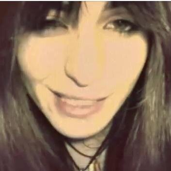 Cuenta creada para enaltecer el trabajo poético de @monicagae y si estas viendo esto: BUENOS DÍAS O TARDES O NOCHES, PEQUEÑA  PDT: Te envidio @mordisquitos06