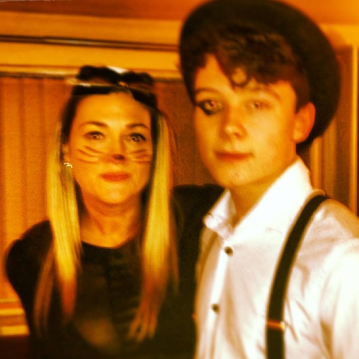 Busy manic self employed mummy to three beautiful boys... drinker of vino & lover of life!