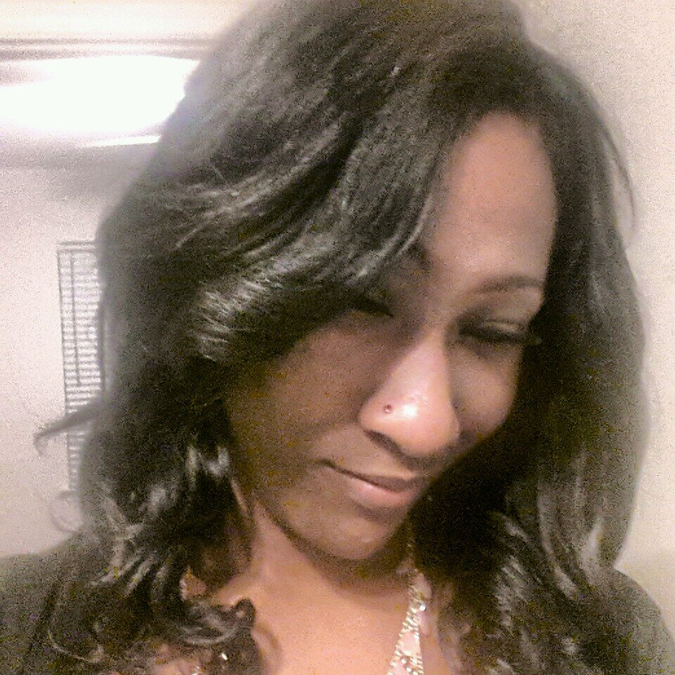 Specializing in healthy hair, makeup, sew in, Malaysia and Brazilian bundles for purchase, beauty tips.. 803-5500976