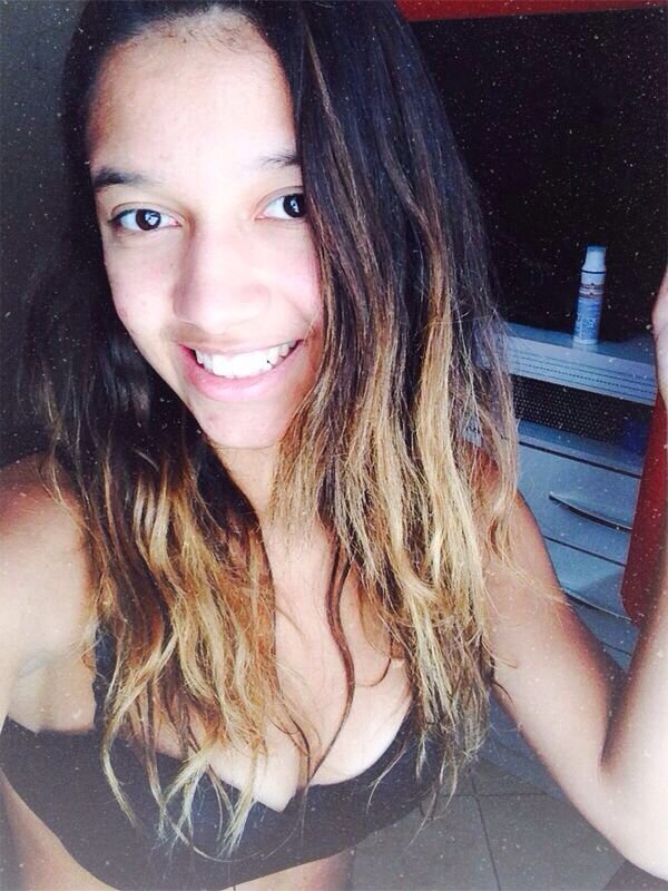 tão natural quanto a luz do dia. ♪  25/12/2012 ♡ 16/10/2013 †