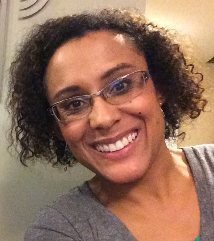 10-Year Veteran Copy Editor and Proofreader. Mother. Fiancée. Lover of Books, Rice, and Commas.