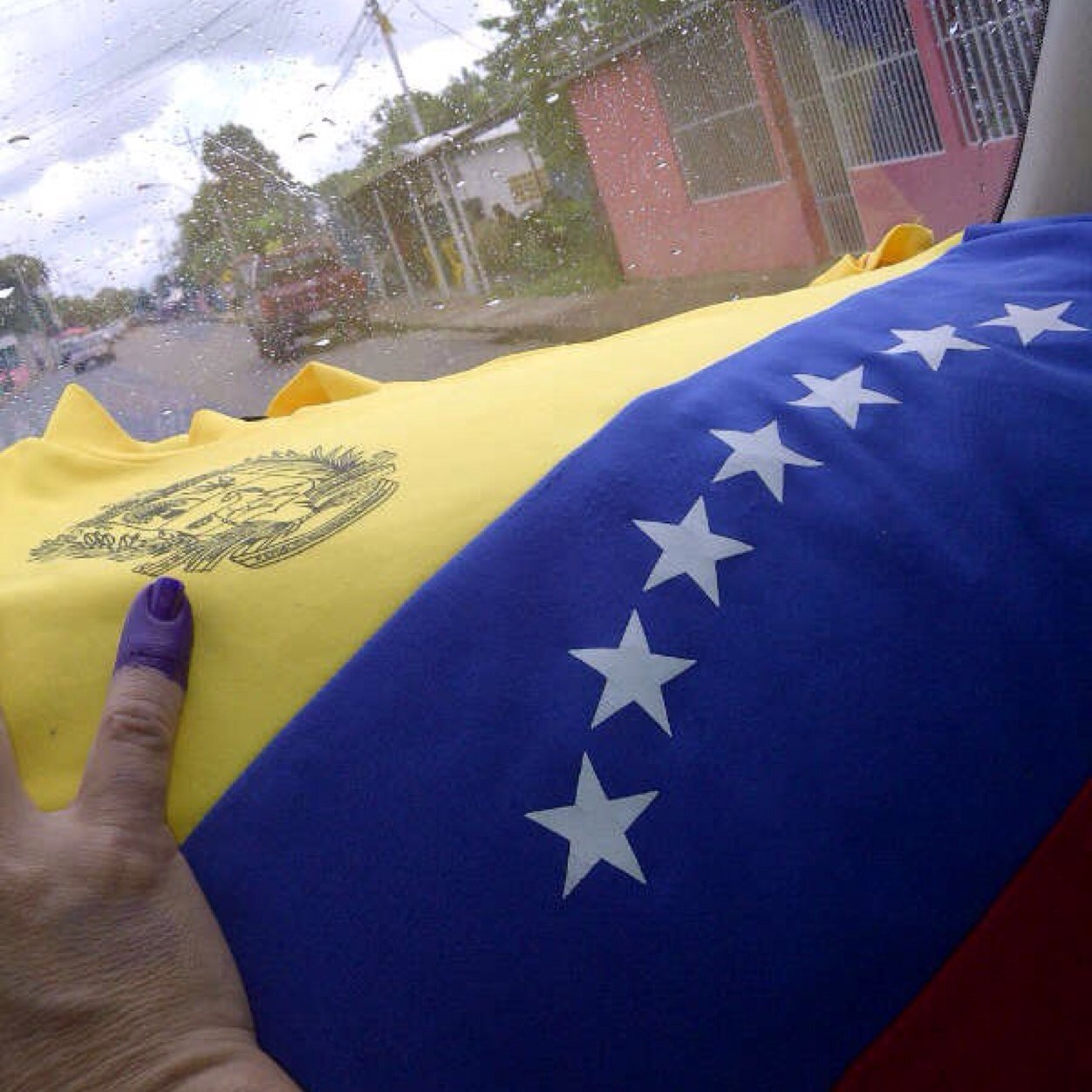 Amo la libertad y la naturaleza.deploro la https://t.co/KckHufxeQ4 Medico (ULA)Ginecologo/Obst y VENEZOLANA