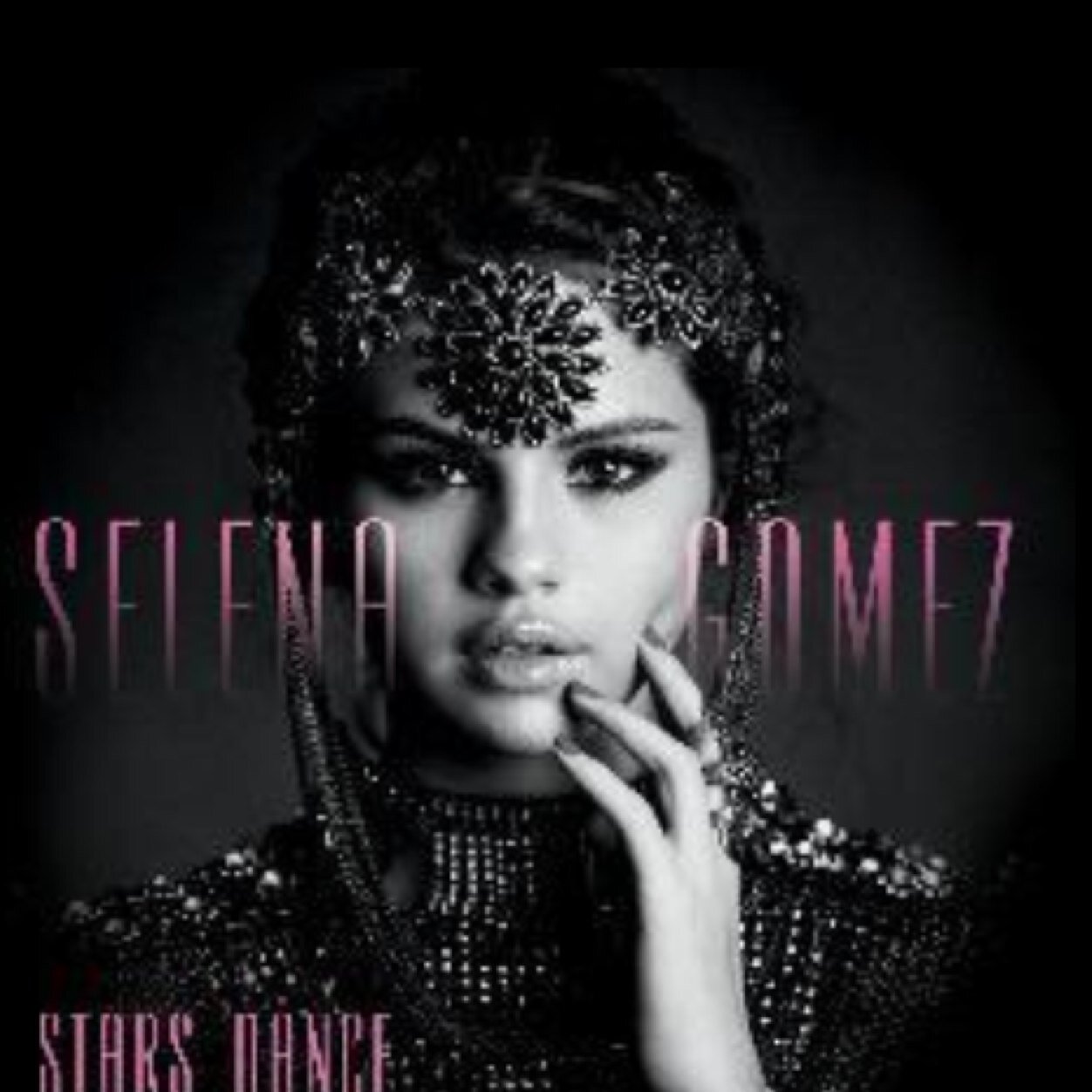 The Official Selena Gomez Twitter Page. New album STARS DANCE available on iTunes - http://t.co/GeYfgEs8sQ Angeles · The Off   http://t.co/xlMSMiY1t5