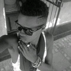 Vusi84555285's profile picture. Not Vusi just Vee