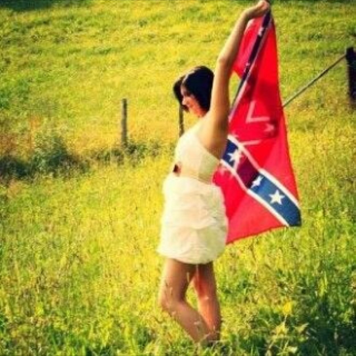 sweettea113's profile picture. Broken perals. Messed up curls. Preppy never gotten this dirty