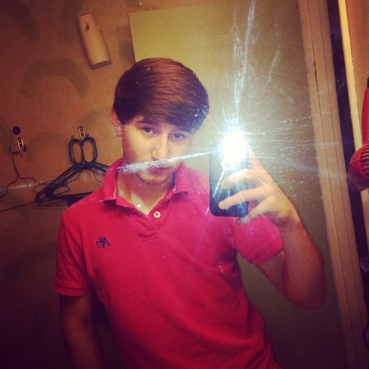 16☺️ I walk the halls of Lynn High School.☺️ I'm a Junior Follow me on Instagram: Jameson050.