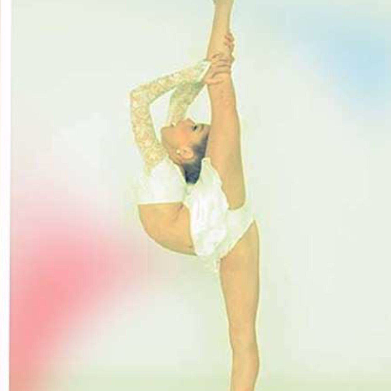 Yo solo vivo de libros y baile. Bailarina de ALBC. Gimnasta.