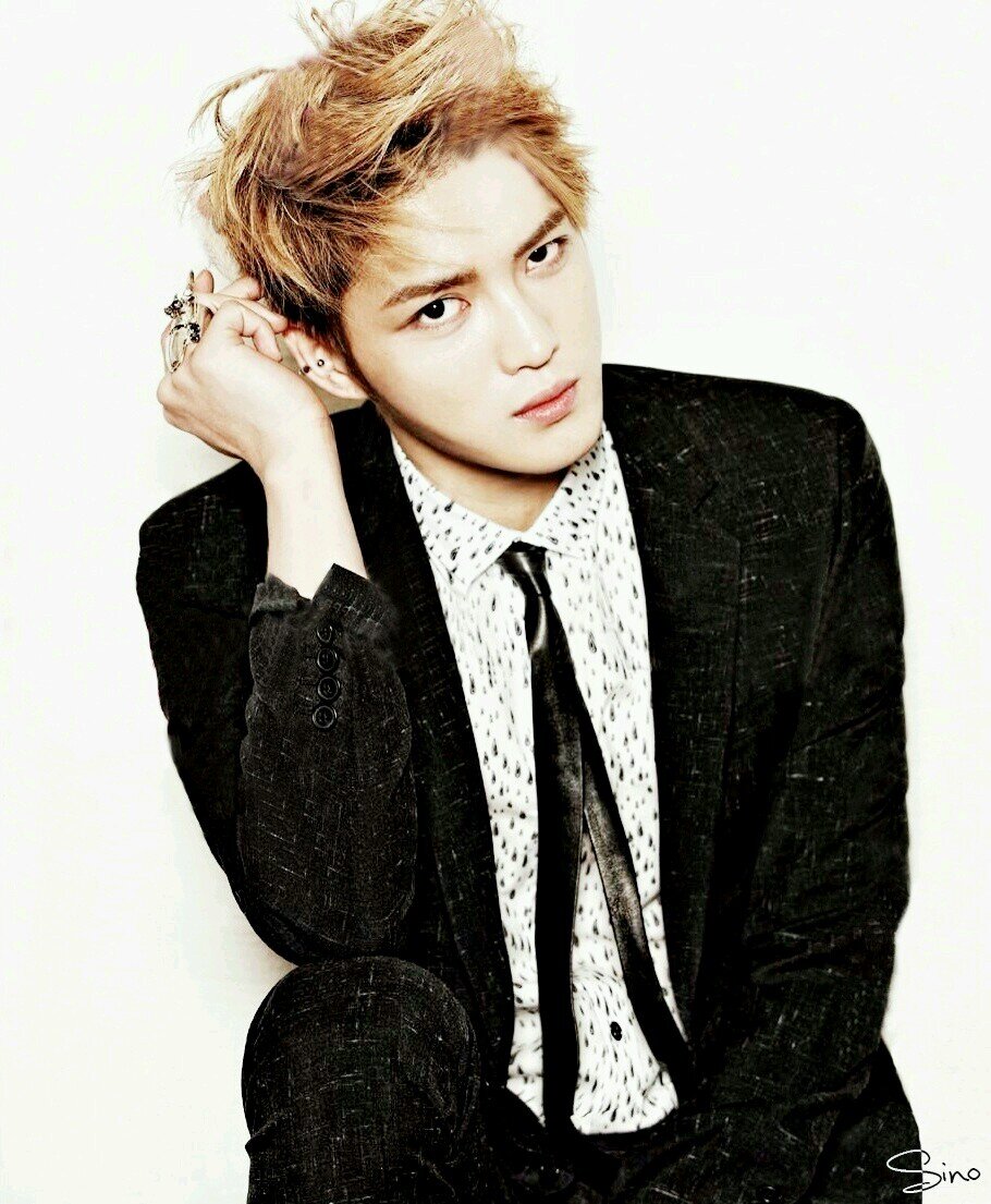 JJ of JYJ ♤ Barbie of my life @naenas_