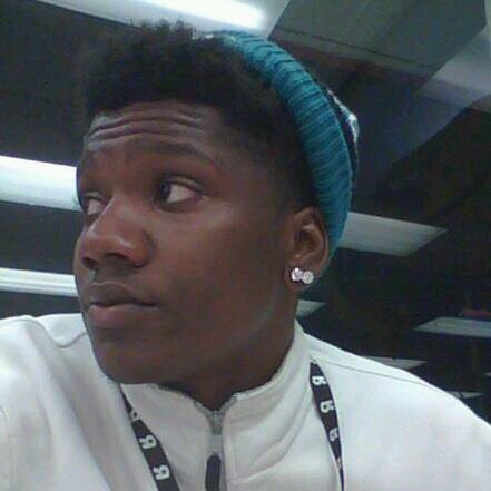 ILoveBeingRasta's profile picture. smoking a blunt listening to music.