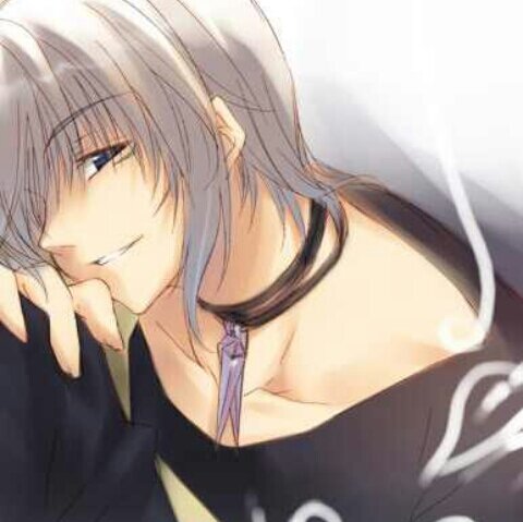 White fox. Im the last of my kin. (18+ gay uke sometimes seke)